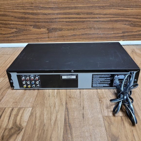 JVC HR-XVC11BJ DVD VCR Combo Unit Recorder VHS Player No Remote - Picture 3 of 9